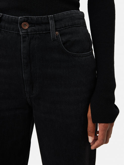 Delmont Cropped Tapered Jean | Washed Black