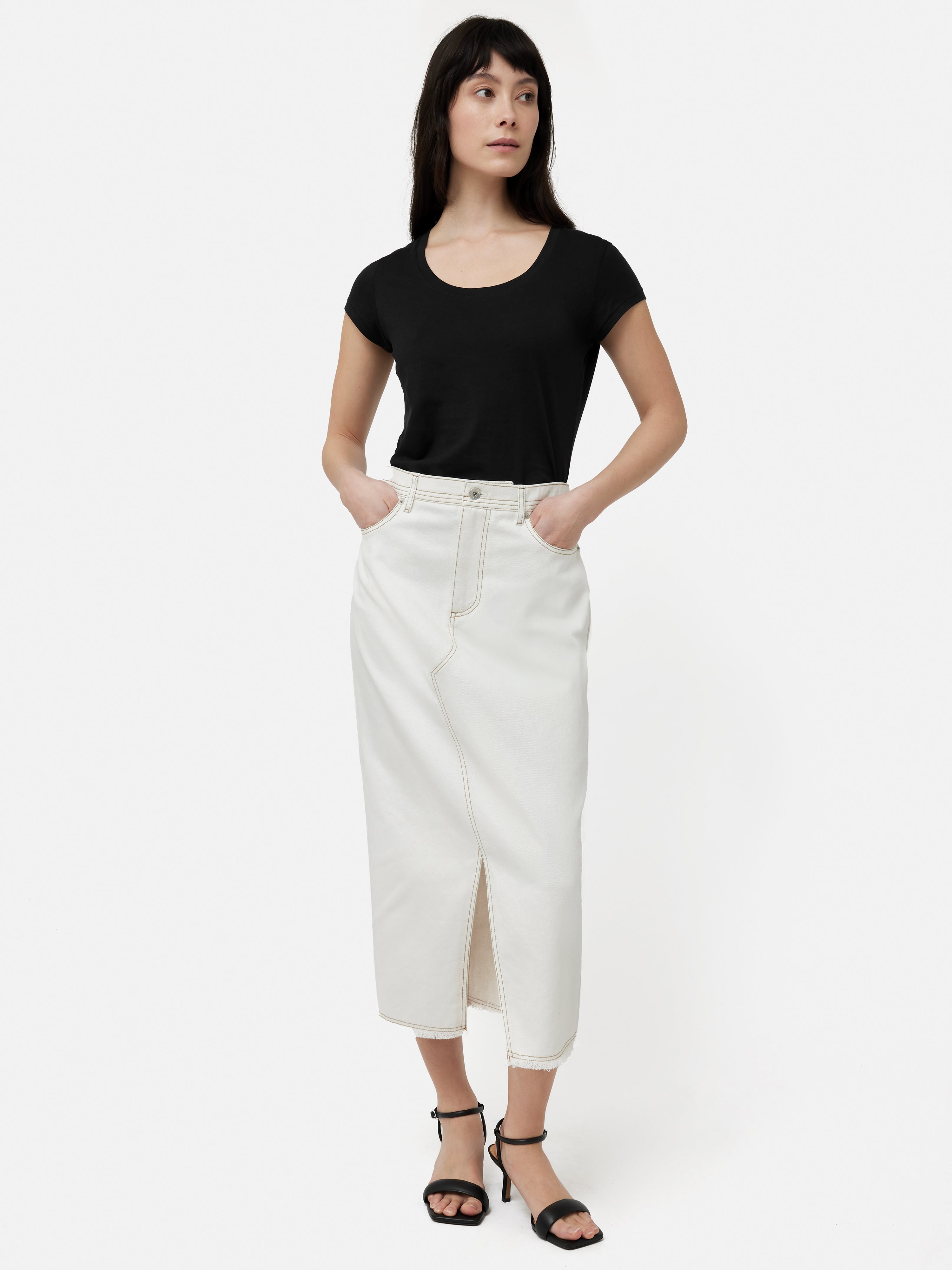 Supima Cotton Scoop Neck Tee | Black