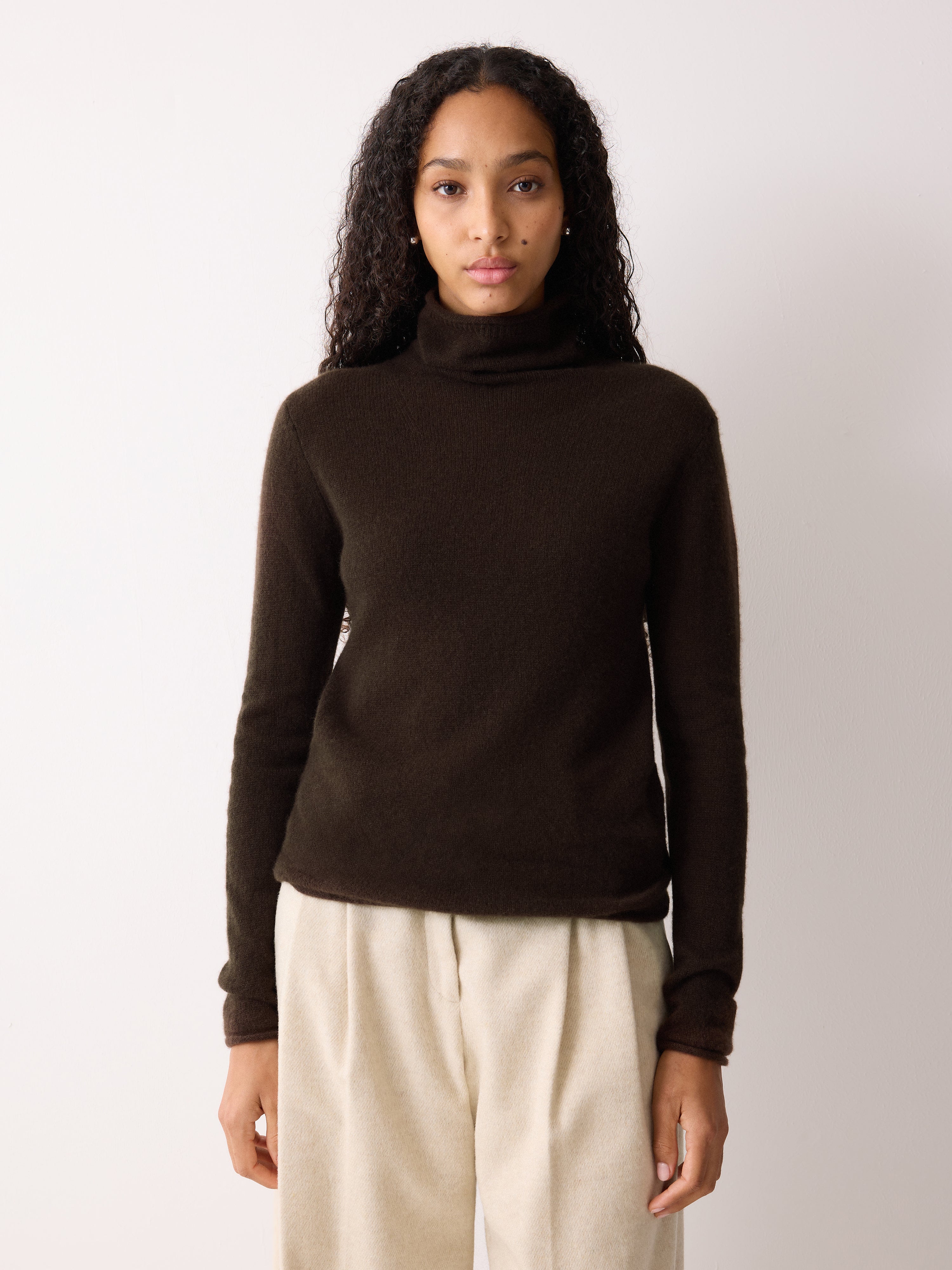 ダークブラウン ニット ルームウェア Cloud Cashmere Holden Polo | Brown – Jigsaw