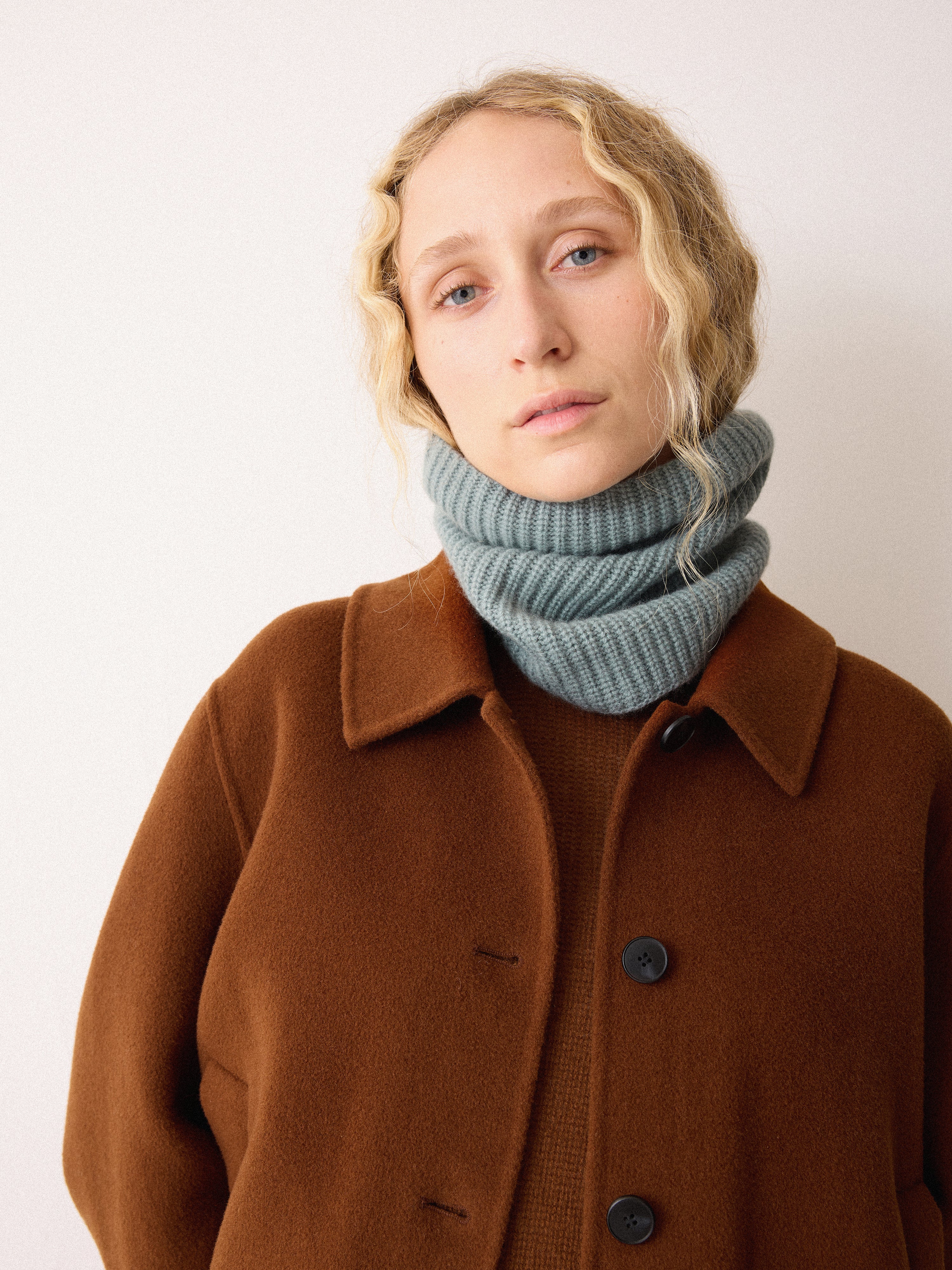 Wool Cashmere Blend Rib Snood | Blue – Jigsaw