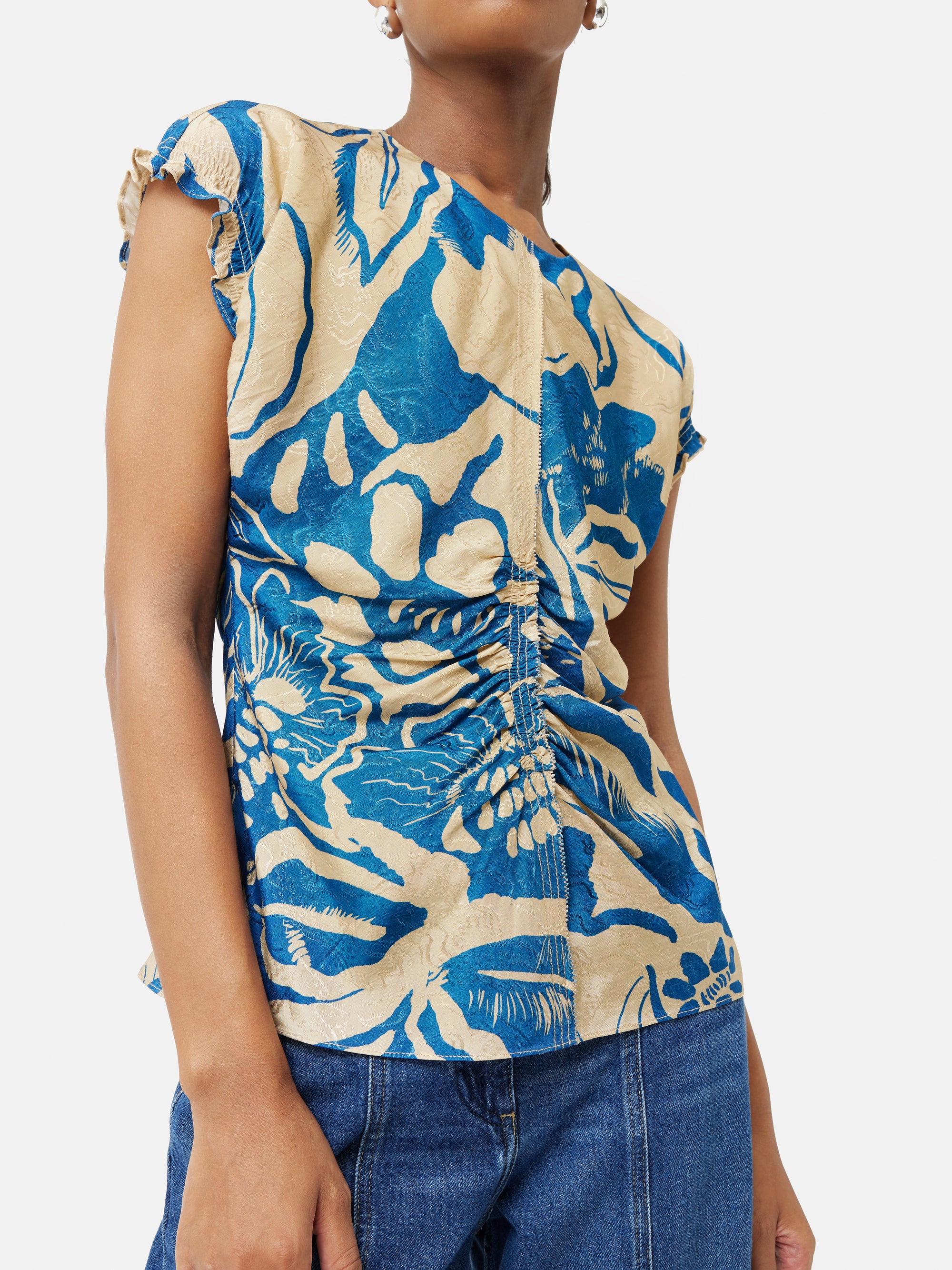 Floral Jacquard Bloomscape Print Top