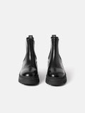 Yvie Gum Sole Leather Boot | Black