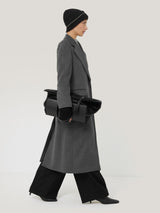 Contrast Stitch Mitten | Black