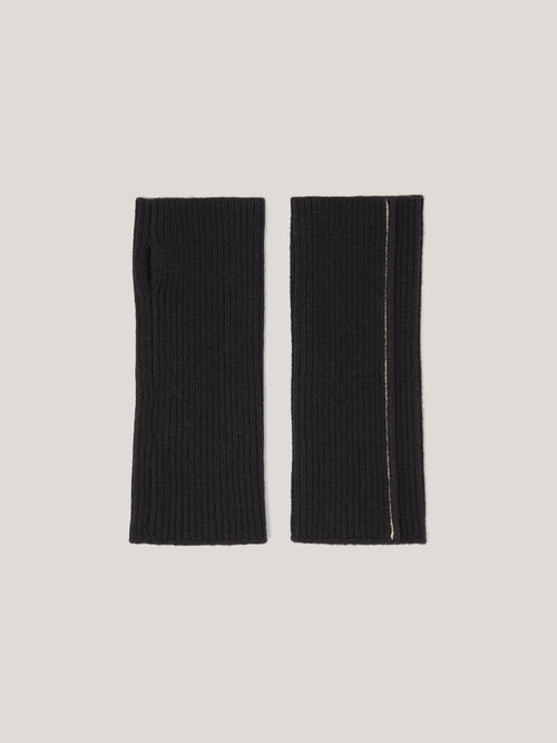 Contrast Stitch Mitten | Black