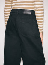 Kensington Barrel Leg Jean | Black