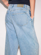 Kensington Barrel Leg Jean | Light Blue Wash