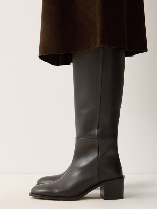 Leather Heeled Riding Boot | Brown – Jigsaw