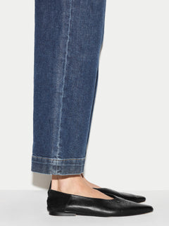Linnie Flat Pointed Ballerina | Black