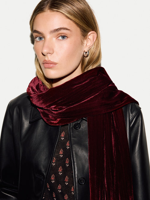 Velvet Plisse Scarf | Burgundy
