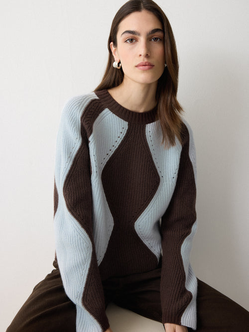 Argyle Diamond Jumper | Brown