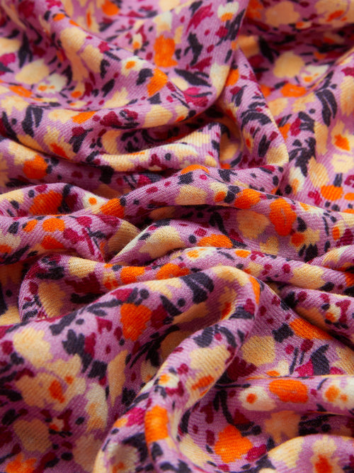 Carnation Wool Silk Scarf | Lilac